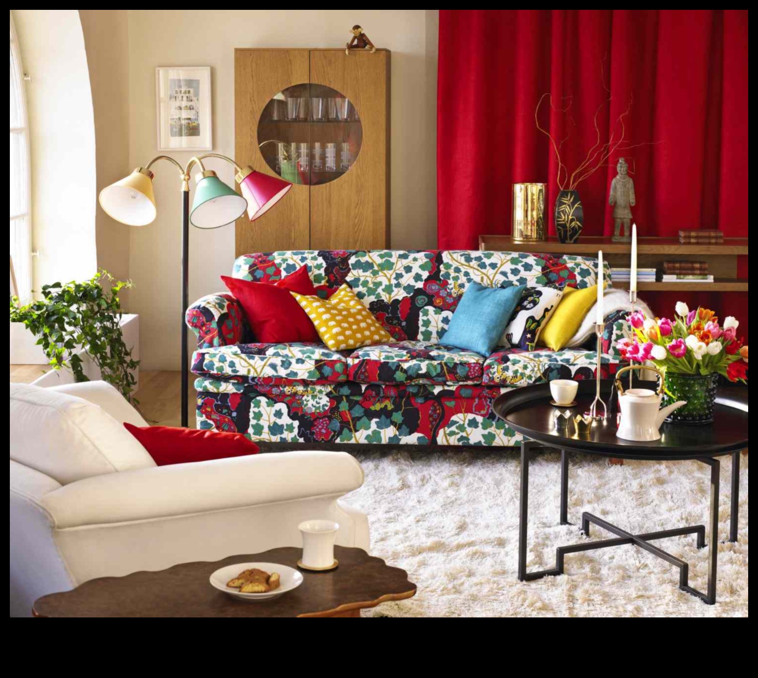 גלה את כוחם של צבעים בעיצוב הבית וצור חלל הרמוני