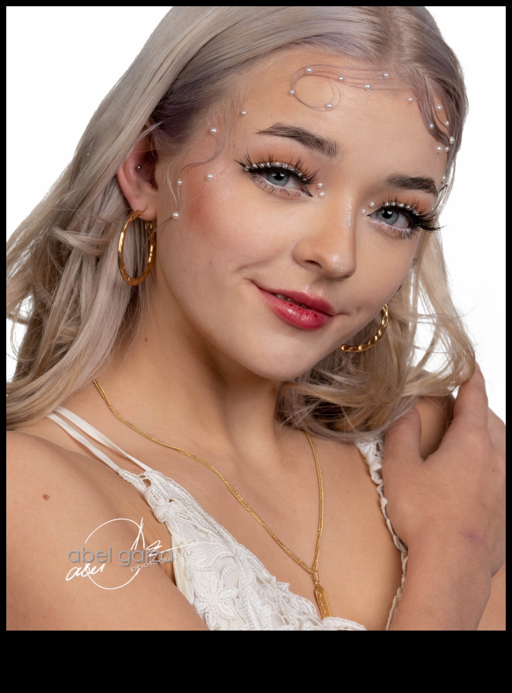 אבקה וצילום: טיפים לעור ללא רבב ופוטוגני