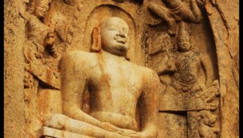 האמנות הנצחית: התחקות אחר המדיטציה העשירה