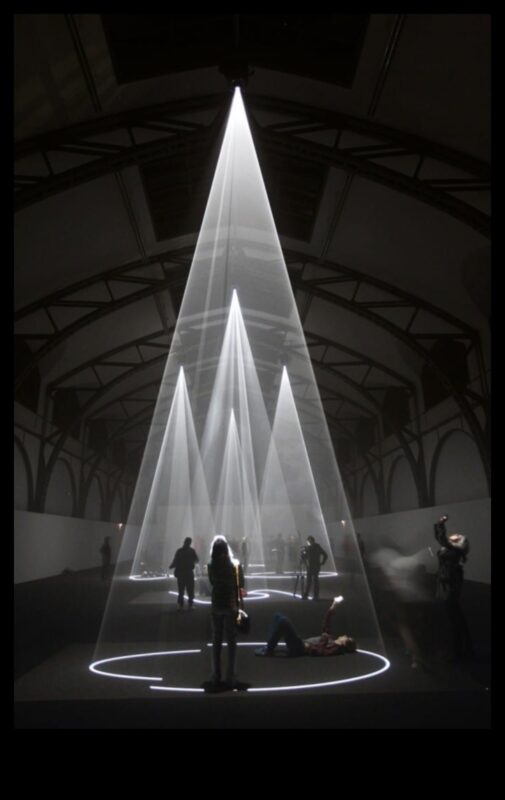 קווים וזוהר: זוהר צילום אדריכלי בפיקסלים